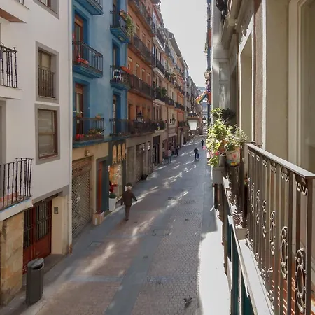 Centro Del Casco Viejo Origenes Y Tradicion דירה בילבאו